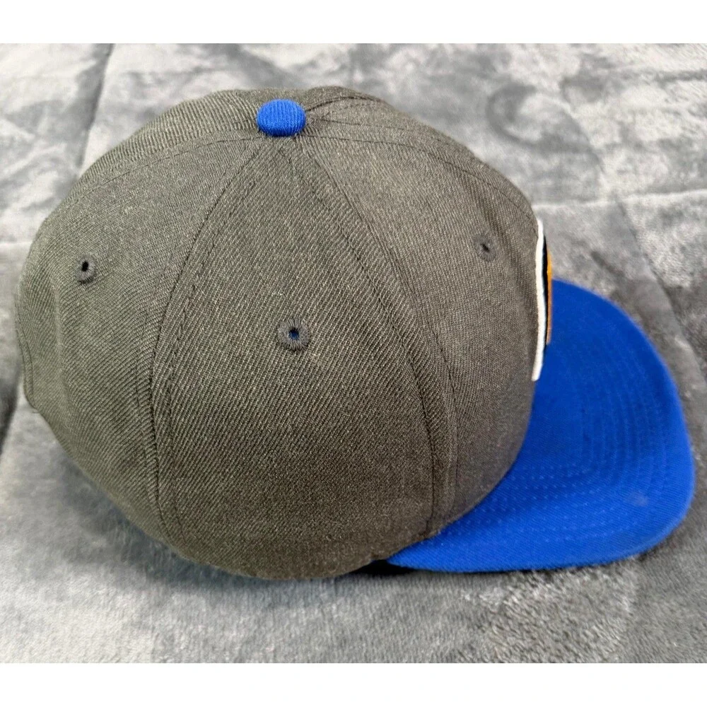 LA Los Angeles Rams New Era 9FIFTY Snapback Hat Blue Gray Vintage Helmet Logo.